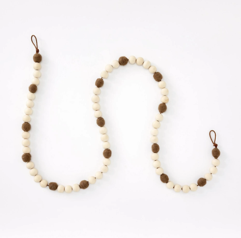 lot 100259 image: GARLAND- 72 Wood and Wool Felt Beaded