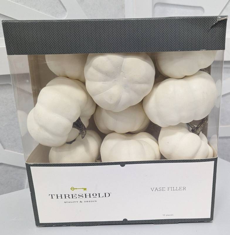lot 100273 image: VASE FILLER- White Pumpkins