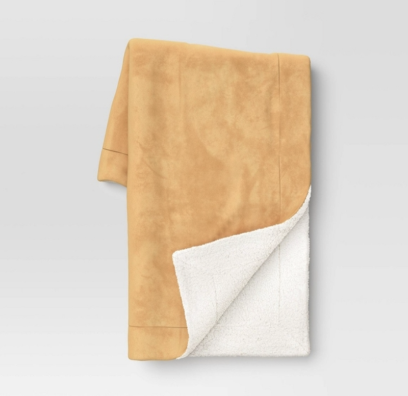 lot 100315 image: THROW BLANKET- 50 x 60 Plush reverses to Sherpa. MustardWhite
