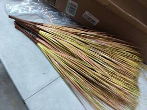 lot 5770 image: Set of 12 Floral Decor