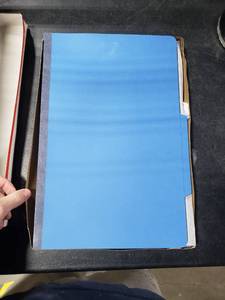 lot 2724 image: Universal Bright Colored Pressboard Classification Folders, 2 Expansion, 1 Divider, 4 Fasteners, Legal Size, Cobalt Blue, 10Box