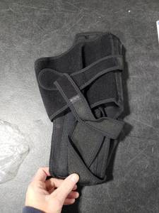 lot 2739 image: Fit Geno Back Brace Posture Corrector for Women and Men, Back Straightener Posture Corrector, Scoliosis and Hunchback Correction, Back Pain, Spine Corrector, Support, Adjustable Posture Trainer, Small (Waist 26-34 inch)