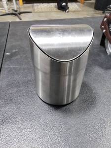 lot 2746 image: Love In USA Stainless Steel Small Trash Can