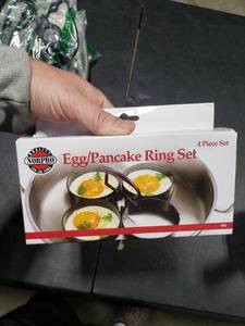 lot 2757 image: Norpro Nonstick EggPancake Rings, 4 Piece Set