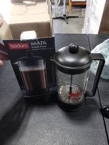 lot 2805 image: Bodum - 1548-01US Bodum Brazil French Press Coffee and Tea Maker, 34 Ounce, Black