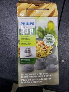lot 2835 image: Philips Compact Pasta Maker 4-in-1 Accessory Shape Kit- Pappardelle, Tagliatelle, Angel Hair and Lasagna, Gray