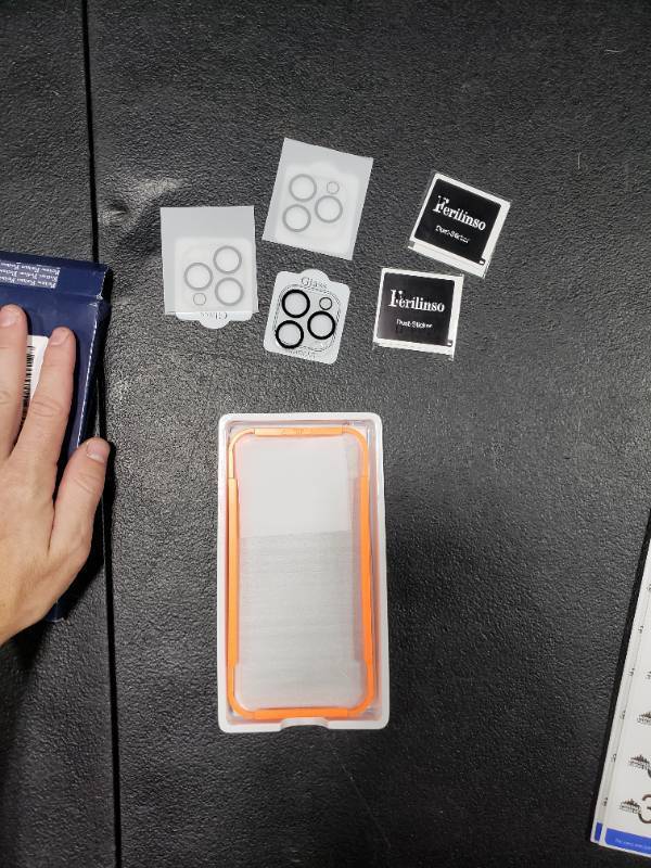 lot 3252 image: Ferilinso Screen Protectors for iphone 14 Pro Max
