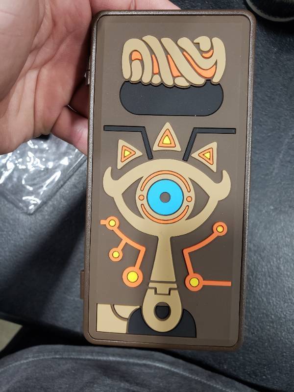 lot 3339 image: TIKOdirect Game Card Case for Nintendo SwitchSD Cards, Storage 24 Switch Game Cards Portable Holder Pretty Cute Hard Shell with Magenic Closure, Brown