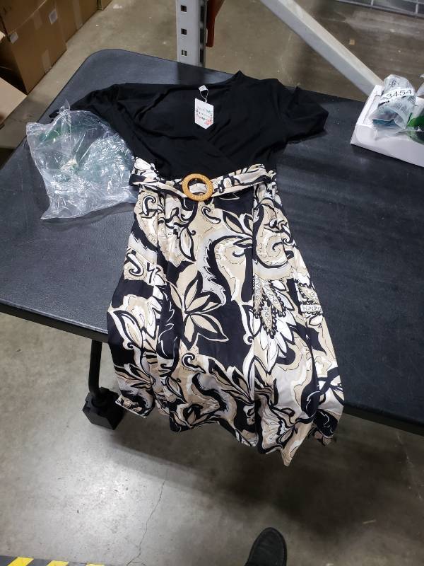 lot 3455 image: Fit and Flare Dresses for Women Petite Elegant Criss-Cross V Neck Vintage Short Sleeve Work Cocktail Tea Aline Dress with Pockets 980 Black Apricot S