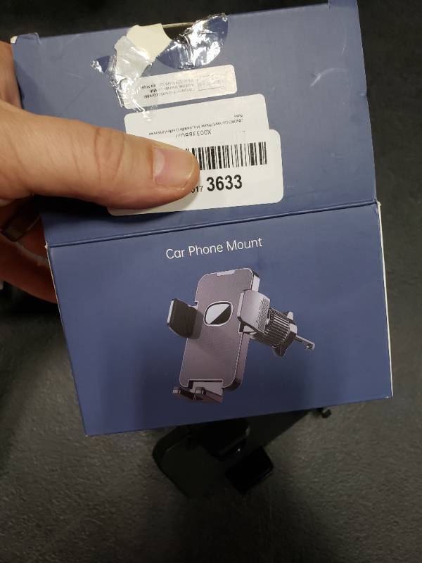 lot 4339 image: Vent Clip Car Phone Mount