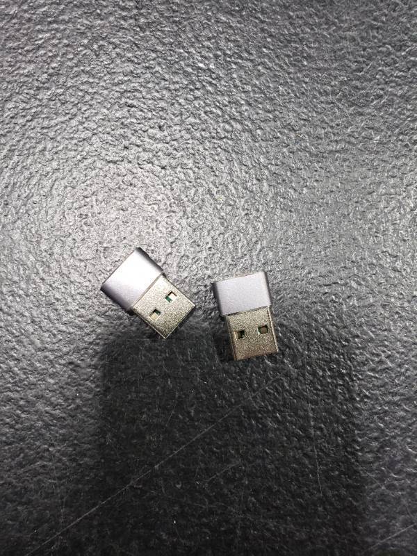 lot 7177 image: 2 Pack USB C to USB Adapters