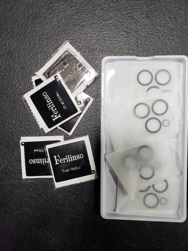lot 1613 image: Ferilinso iPhone Pro Glass Camera Protectors