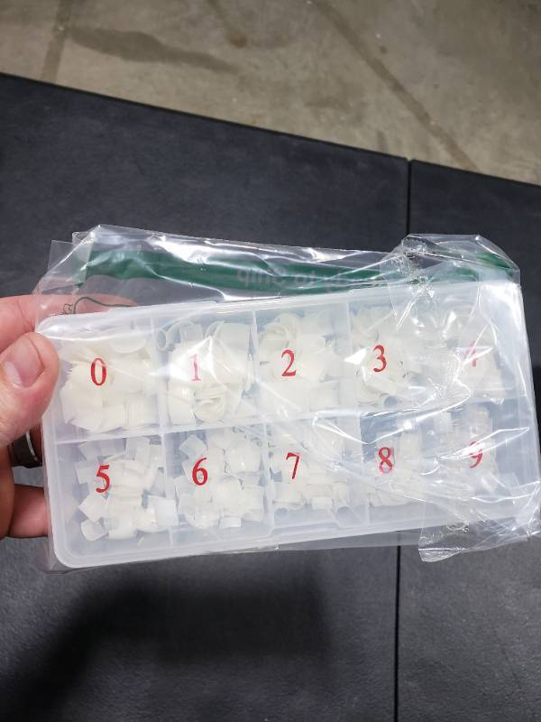 lot 1614 image: Fake Nails 500Pcs Square Nail Tips Half Cover French Acrylic Nails (Natural)