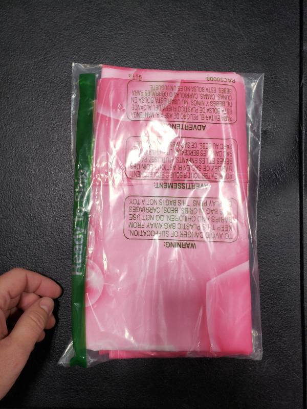 lot 1681 image: 3 Pack 2000s Tablecloth Decorations Cholo Party Table Covers 90s Tablecovers Heart Early Plastic Disposable Rectangle Table Decorations for Party Cholo Birthday Party Supplies, 54 x 108 Inches (Pink)