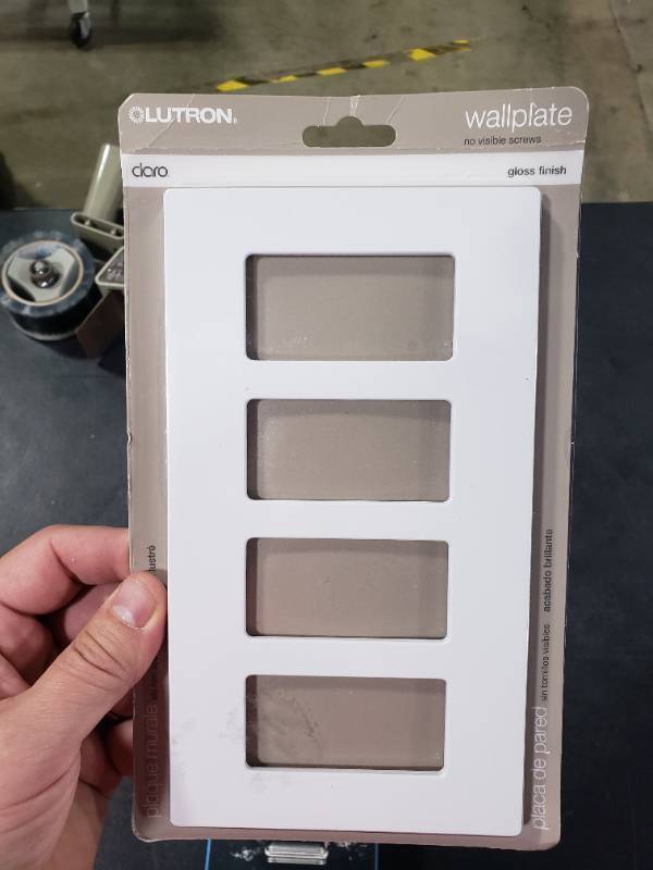 lot 1889 image: Lutron Claro Gloss Finish White Wall Plate