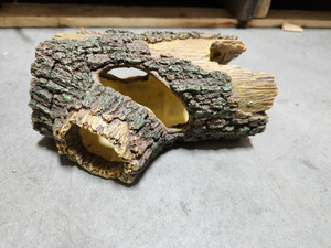 lot 14055 image: Aihotim Log Resin Hollow Tree Trunk Ornament, Fish Tank Decoration Wood House Aquarium Hideout Caves Decorations for Betta, Turtles, Small Lizards, Reptiles, Amphibians up to 20 Gallon Tank