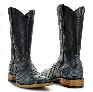 lot 14271 image: Soto Boots Mens Pirarucu Print Boots H50033 Size 10 Retail $160