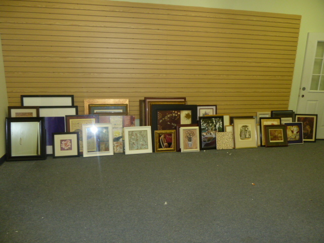lot 50 image: HUGE LOT OF 46 PIECES OF FRAMED ART  MIRRORS