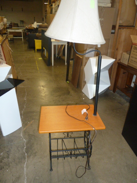 lot 101 image: LAMP TABLE WITH MAGAZINE RACK