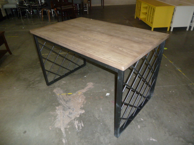 lot 82 image: DINING TABLE WITH METAL BASE