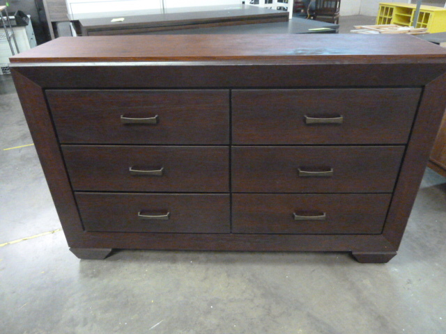 lot 67 image: 6 DRAWER DRESSER