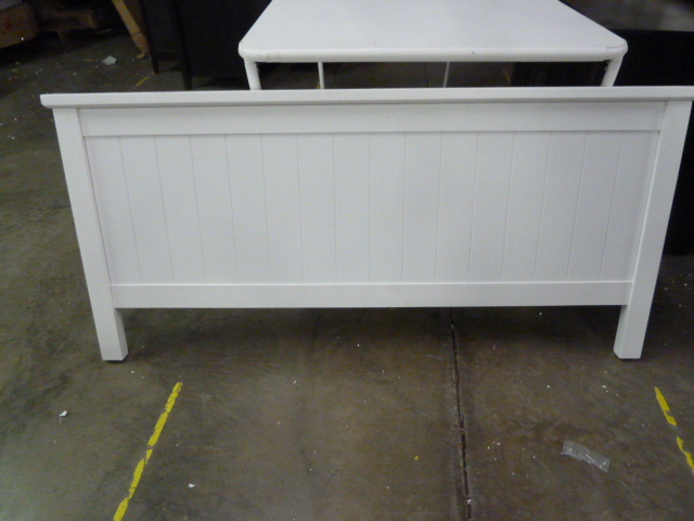lot 217 image: TWIN SIZE FOOTBOARD - WHITE