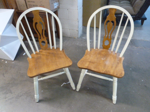 lot 202 image: SET OF TWO WOOD CHAIRS