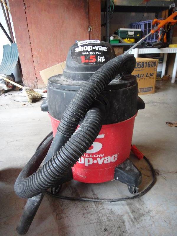 lot 913 image: Shop-Vac
