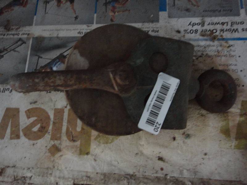 lot 220 image: Antique Pulley