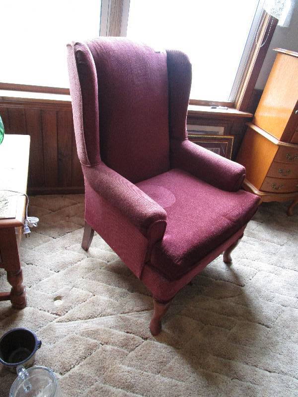 lot 161 image: Plush Arm Chair