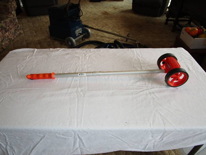 lot 265 image: Lufkin Measuring Wheel