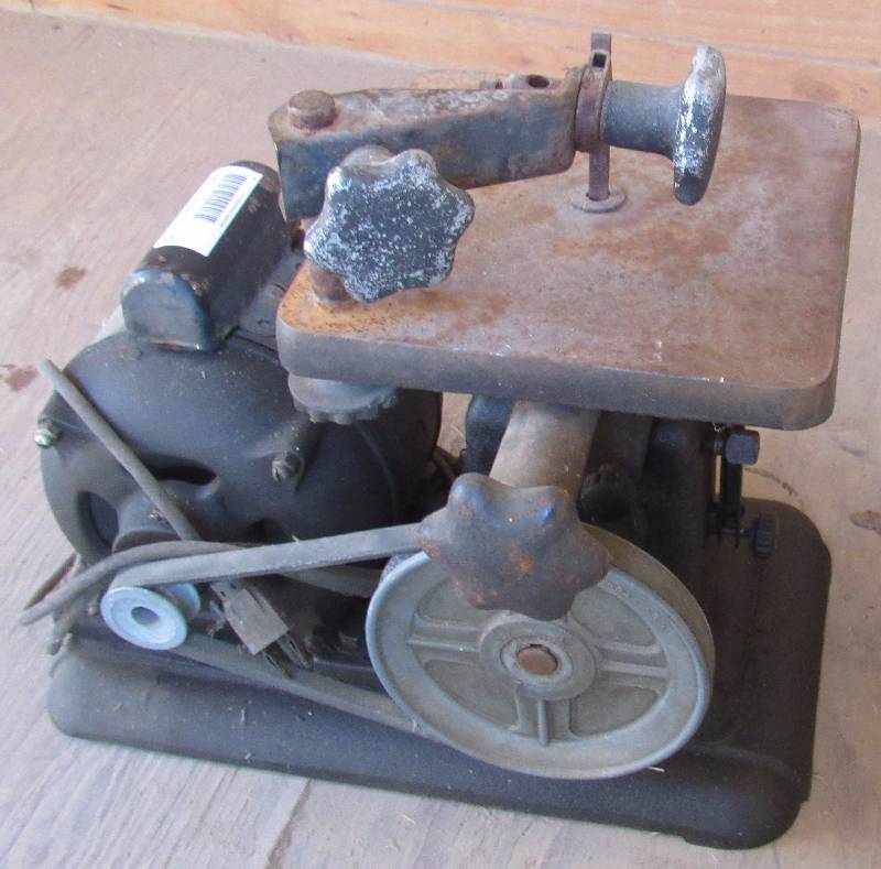 lot 2065 image: Vintage - All American Tool & Mfg. Co - Believed to be a Die Filing Machine - Belt Drive Pulley System - Neato