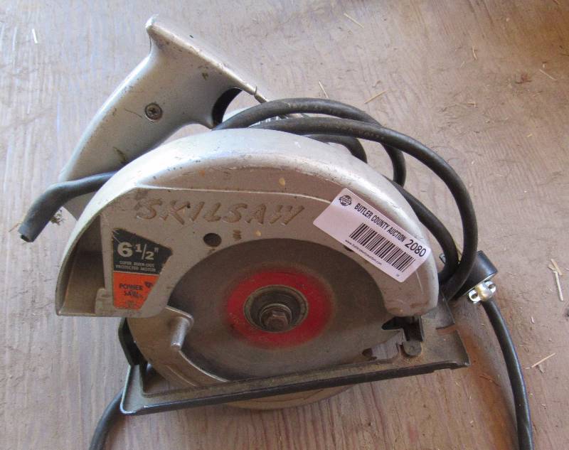 lot 2080 image: Skilsaw - Circular Saw - 6-12 - M# 534