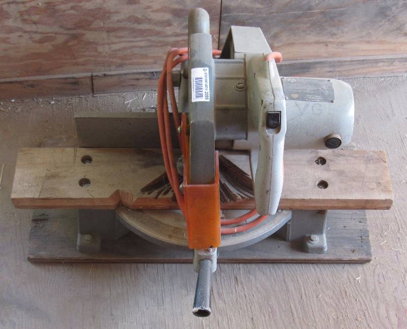 lot 2099 image: Rockwell Mitre Saw - M# 34-010