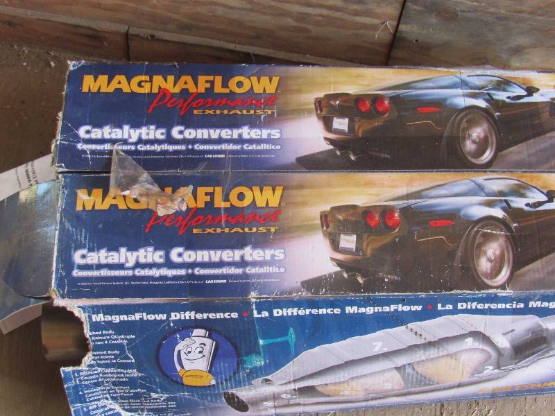 lot 2100 image: Lot of 2 - MAGNAFLOW Catalytic Converters, NEW Sept 2012 - MSRP $192.66 each - Performance Exhaust