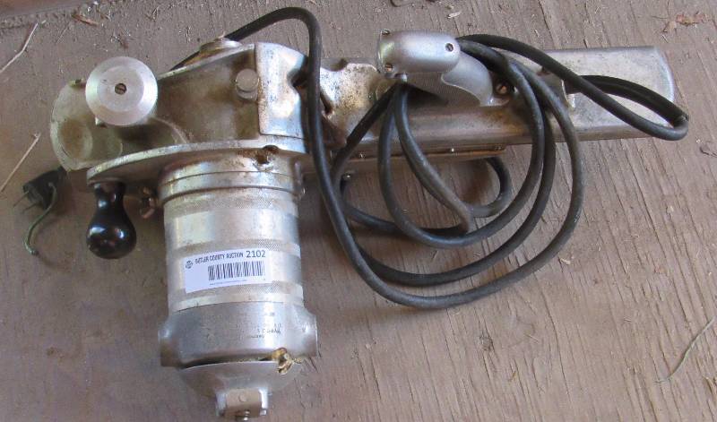 lot 2102 image: Carter - STANLEY - Tools - Electric Plane - Type J-5