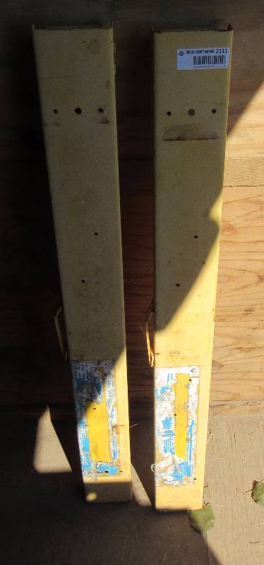 lot 2111 image: Folding Steel Saw Horses - Adjustable Height