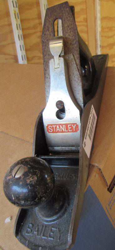 lot 2115 image: Wood Plane - Bailey No. 5