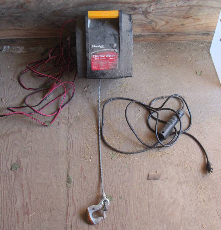lot 2134 image: Electric Winch - 12 Volt, 2,000 lb. - Master