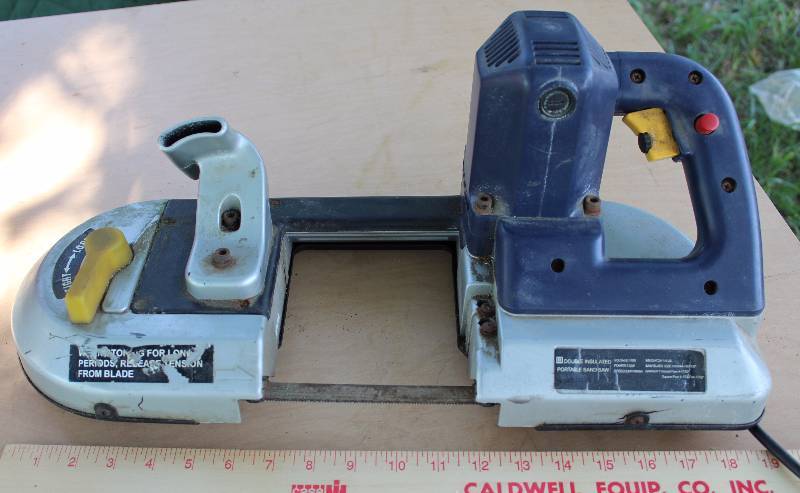 lot 2189 image: Portable Band Saw