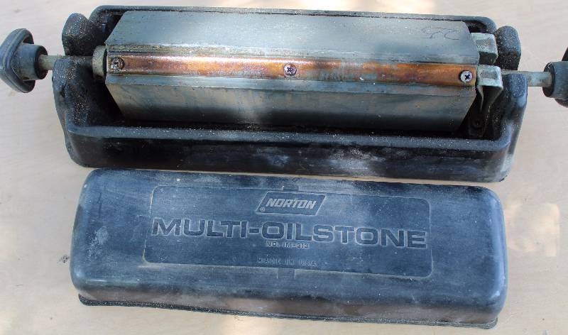 lot 2211 image: Norton Multi-Oilstone No. IM-313 - Made in U.S.A.