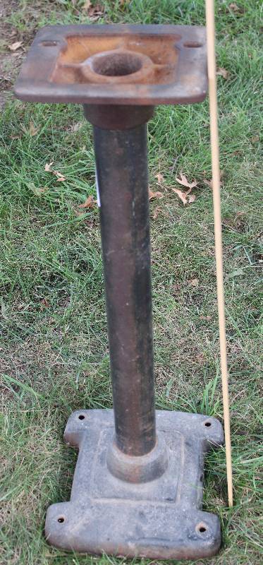 lot 2269 image: Tool  Grinder Stand - 32 Tall