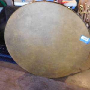 lot 5255 image: Vintage Round Folding Card Table.