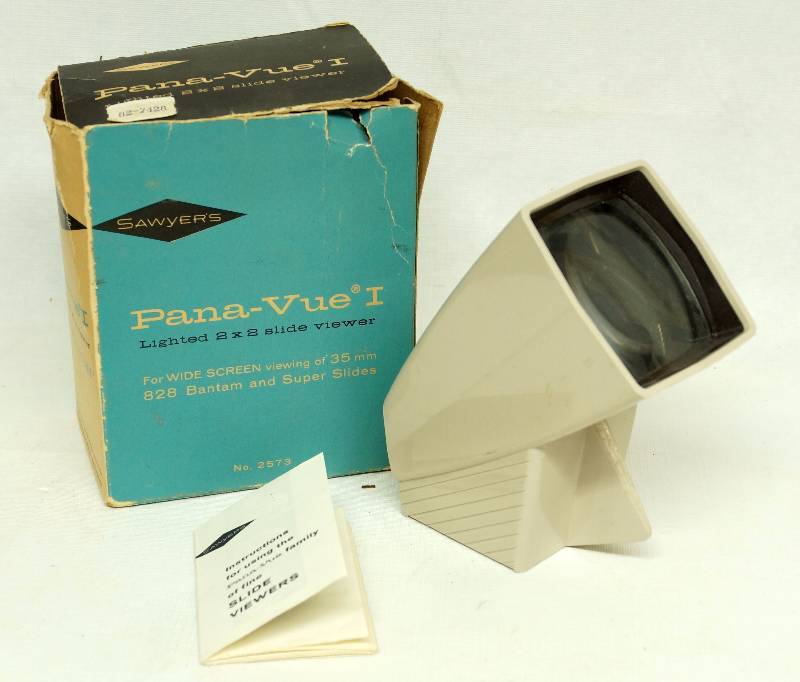 Vintage Lighted 2 X 2 Slide Viewer Sawyers Pana Vue I No 2573 W Box And Booklet Collector S Living Estate Sale Huge Lot Of Antiques And Collectibles Everything Starts At 1 00 Equip Bid