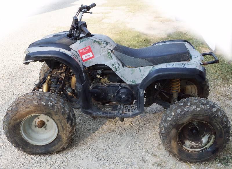 lot 6120 image: Really Sporty Four Wheeler - Get Dirty With This One See photos for more details