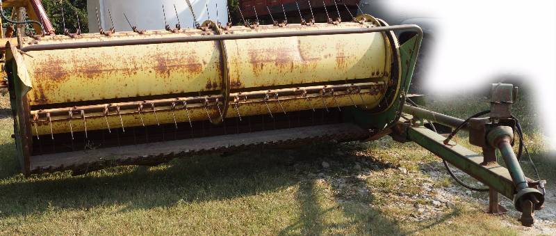 lot 6123 image: Swather - John Deere - Type E4835 - Made in the U.S.A. - 540 RPM Input -Worked last time used