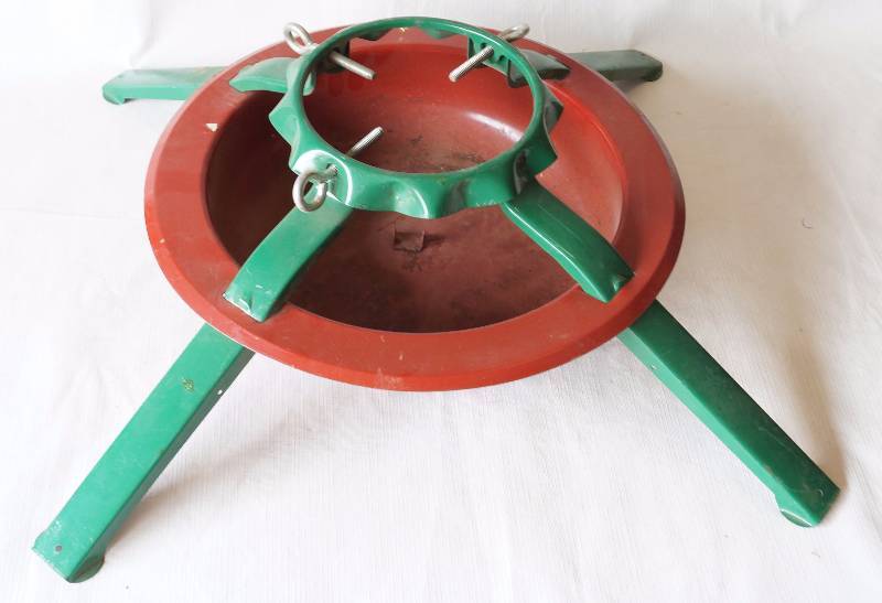 lot 6014 image: Christmas Tree Stand