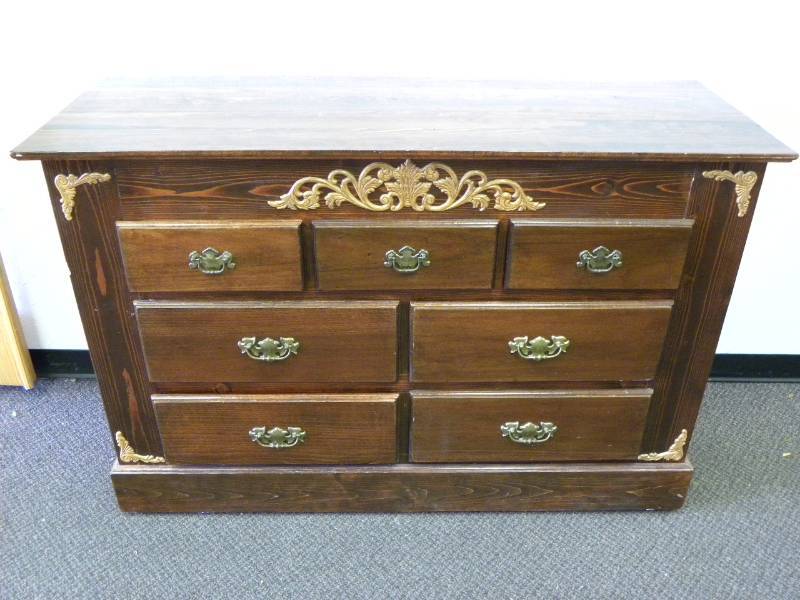 lot 7121 image: 36.5 T, 55.5 W, 20.5 D. Custom Made Dresser on Wheels.