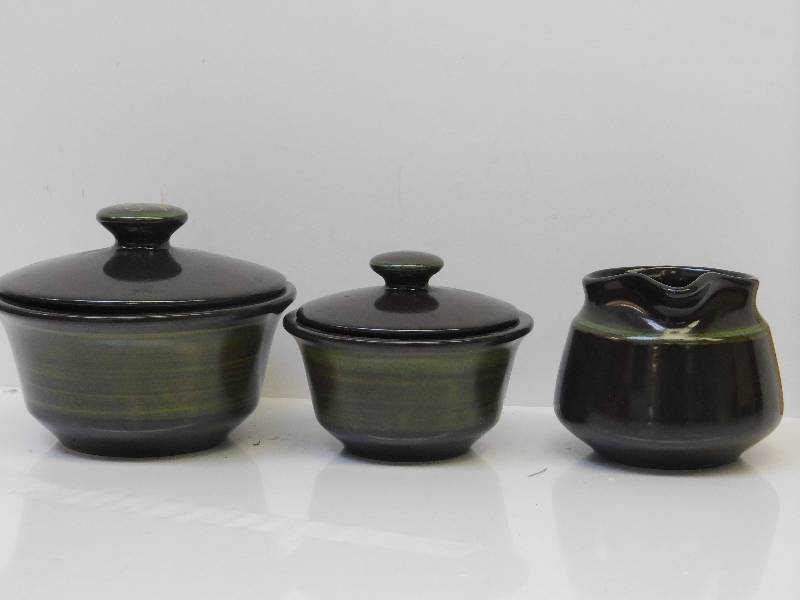 lot 9031 image: Franciscan Stoneware - Lidded Spoon Bowl, Lidded Sugar Dish and Gravy Boat