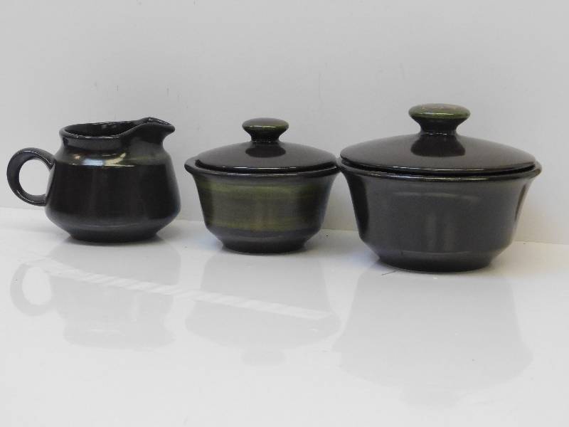 lot 9032 image: Franciscan Stoneware - Lidded Spoon Bowl, Lidded Sugar Dish and Gravy Boat